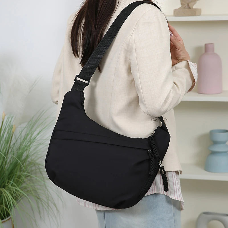Women's crossbody bag for shopping and work